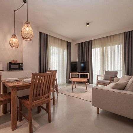 Gizz Suites City Fethiye Exteriör bild